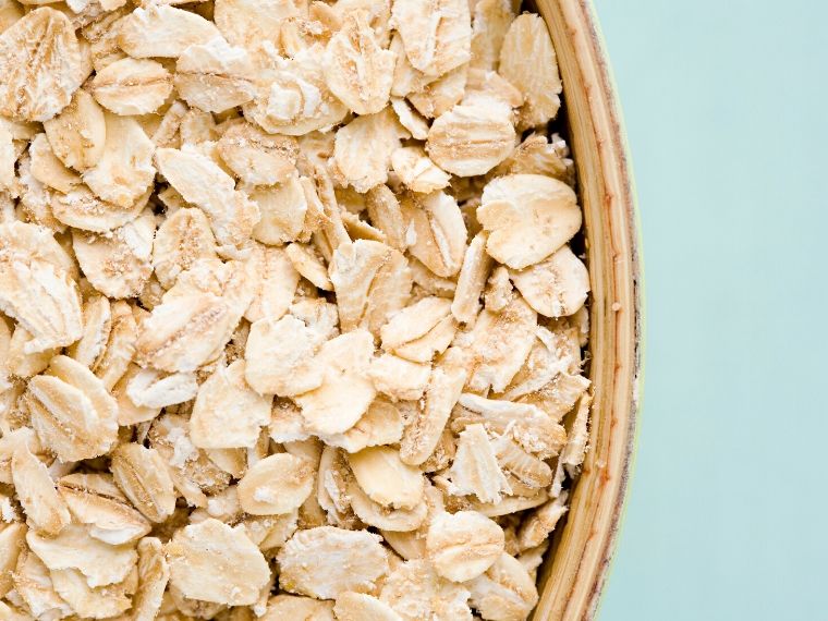 All The Ways To Use Oats For Calm & Happy Skin. - Demure Beauty